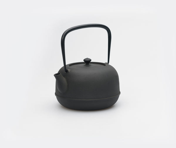 Azmaya Cast Iron Tea Kettle 1 Litre