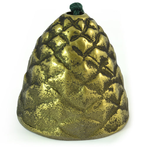 Cloche à vent en forme de cône de sapin doré Zen Minded