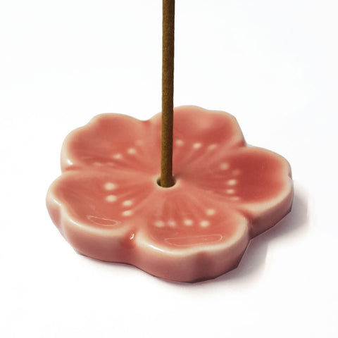 Porta incienso de cerámica con flor de cerezo Kousaido