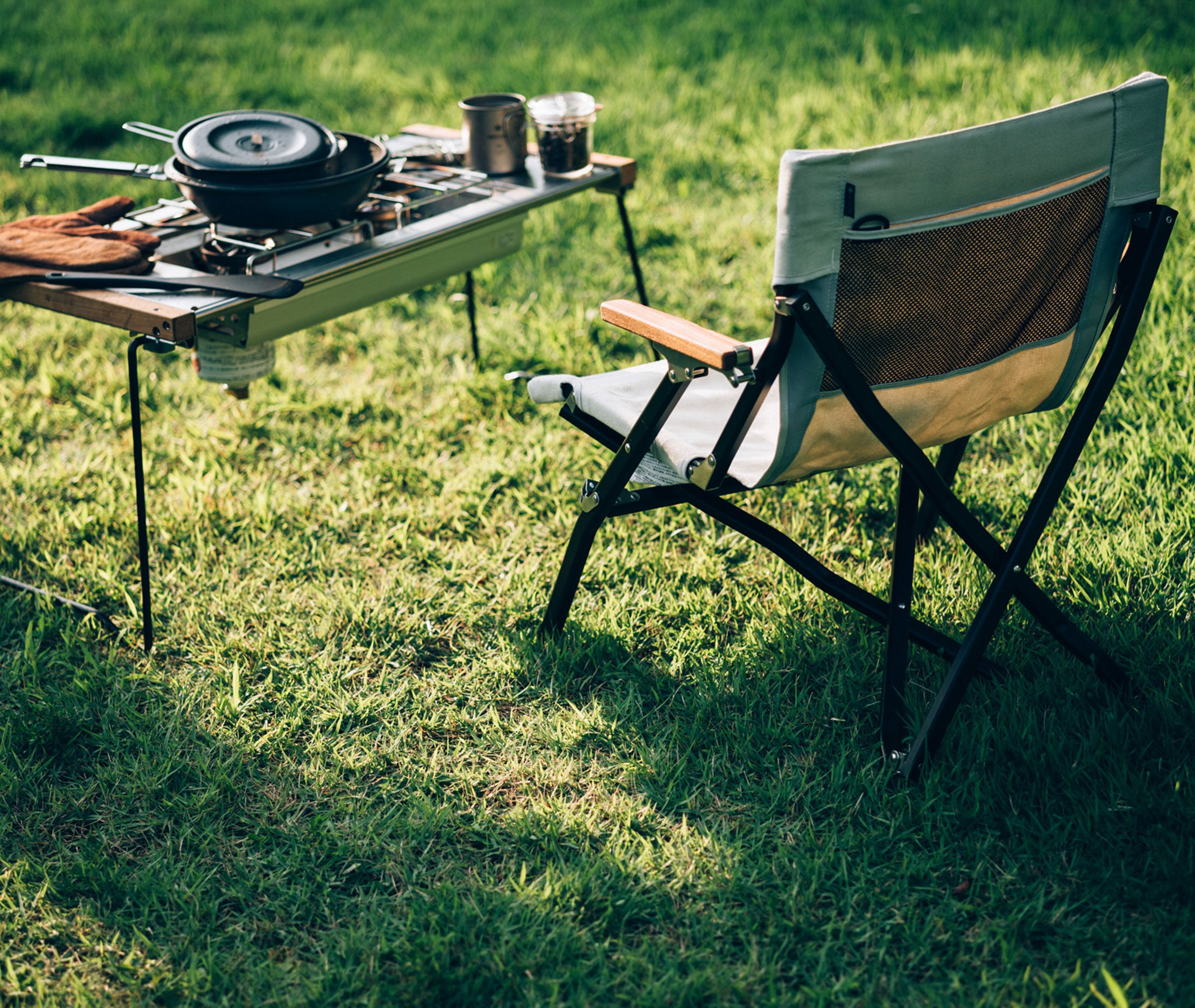 Snow Peak Luxury Low Beach Folding Camping Chair Ivory – zen minded