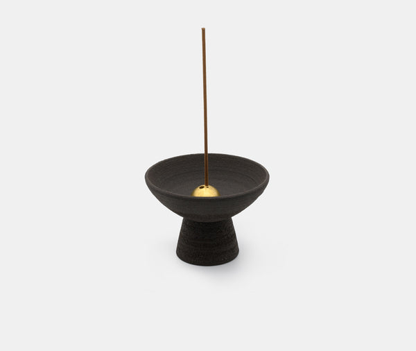 Ume Shibui Räucherstäbchenhalter aus rohem schwarzem Steinzeug
